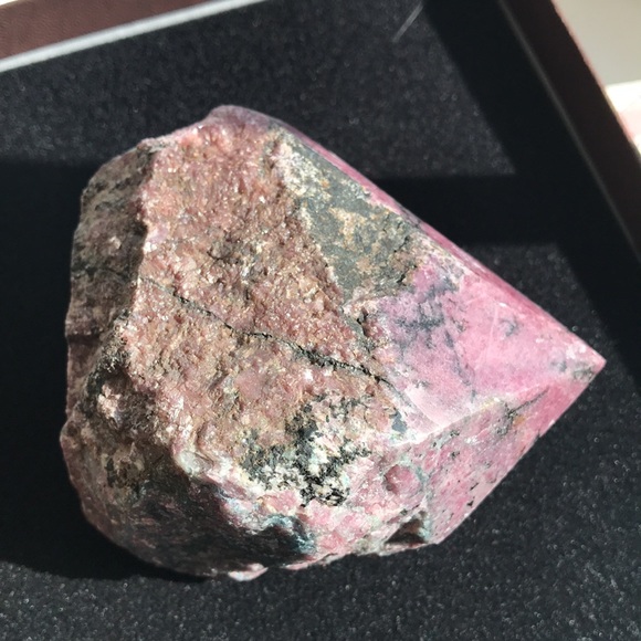 Crystal-Rhodonite Rough Polished Point - Picture 9 of 16